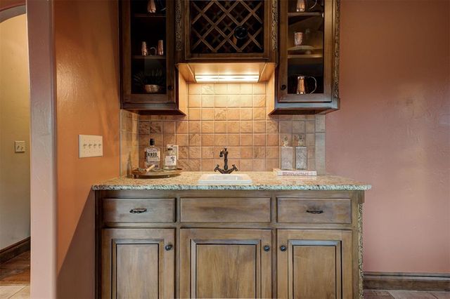 1918 Winding Ridge Road, Edmond, OK 73034