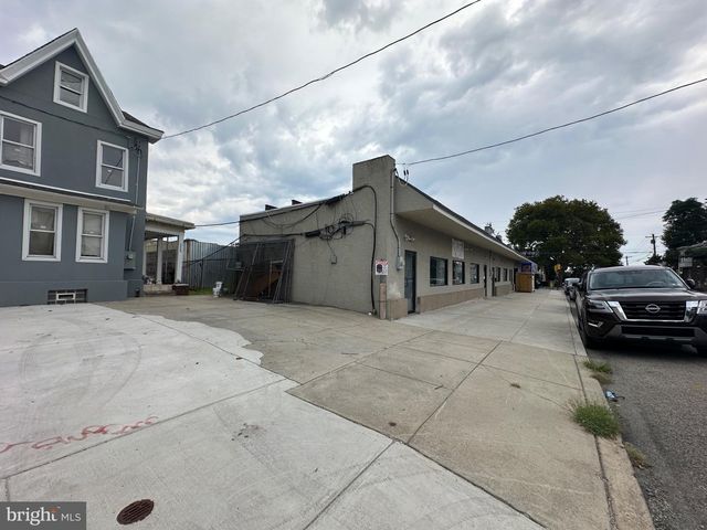 6600 LIMEKILN PIKE, Philadelphia, PA 19138