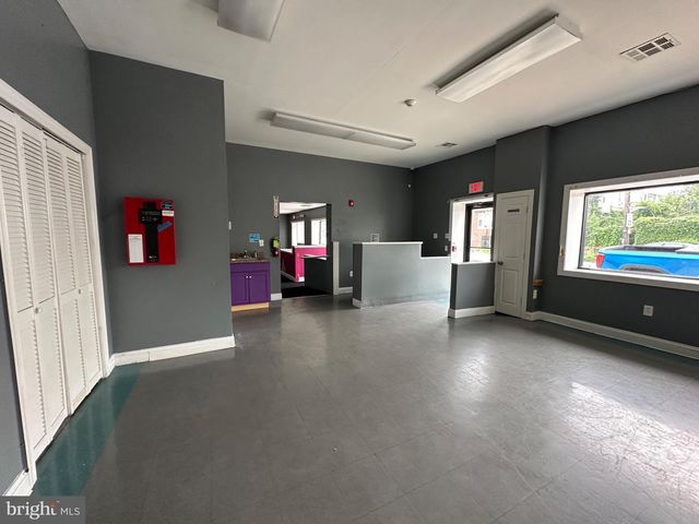 6600 LIMEKILN PIKE, Philadelphia, PA 19138