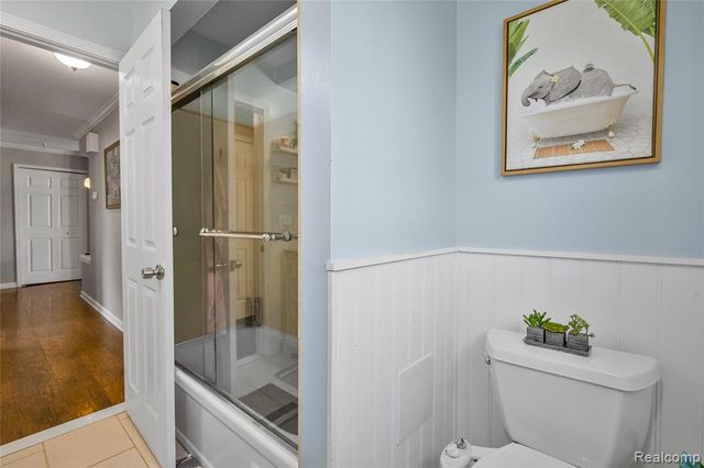 7264 Irongate Road, Canton, MI 48187