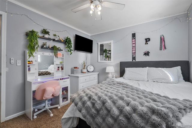 7264 Irongate Road, Canton, MI 48187