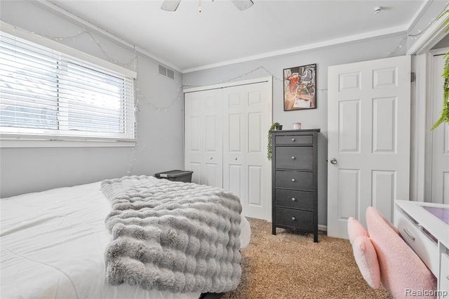 7264 Irongate Road, Canton, MI 48187