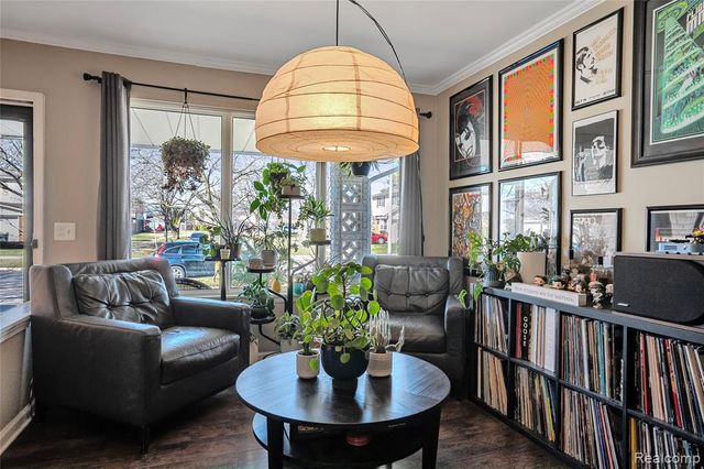 7264 Irongate Road, Canton, MI 48187