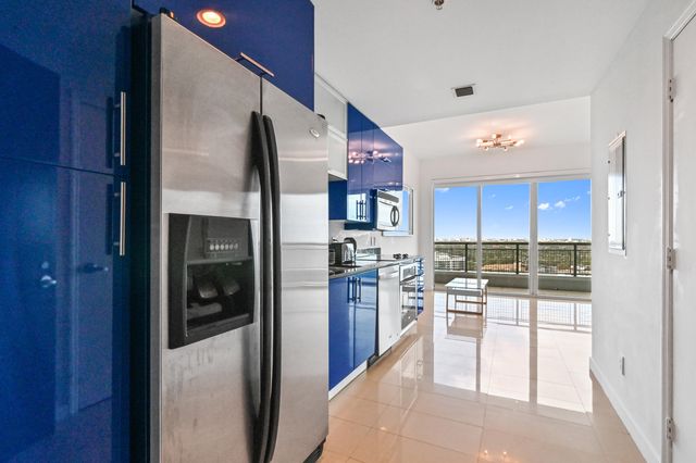 60 SW 13th Street 1619, Miami, FL 33130