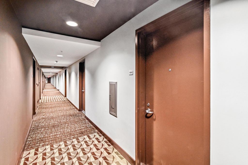 60 SW 13th Street 1619, Miami, FL 33130