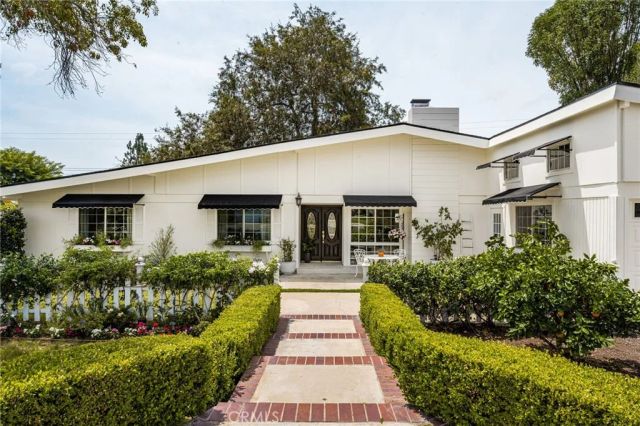 1132 Foothill Boulevard, North Tustin, CA 92705