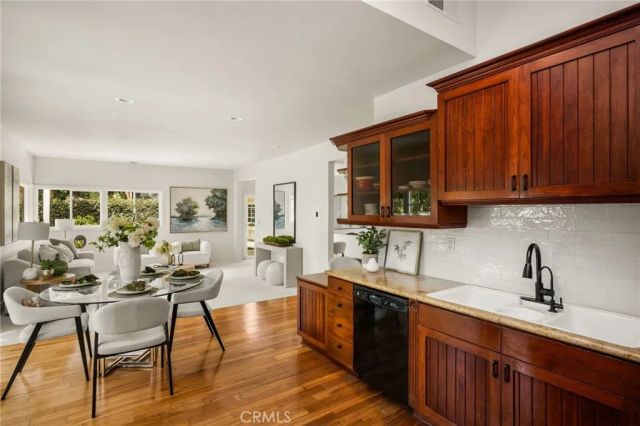 1132 Foothill Boulevard, North Tustin, CA 92705
