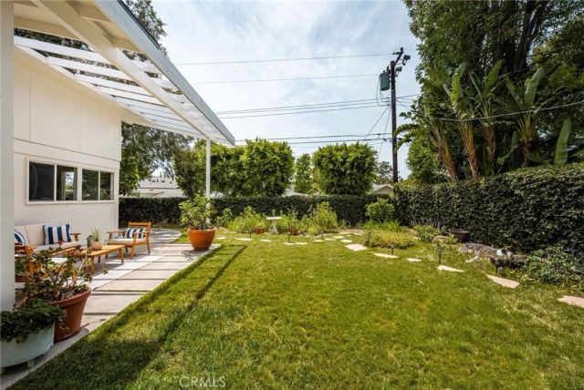 1132 Foothill Boulevard, North Tustin, CA 92705