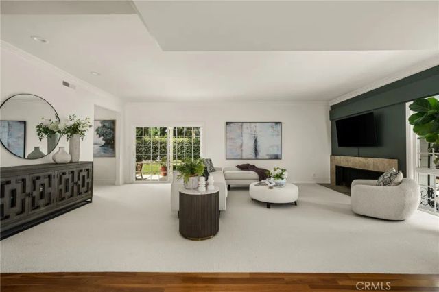 1132 Foothill Boulevard, North Tustin, CA 92705