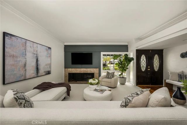 1132 Foothill Boulevard, North Tustin, CA 92705