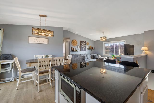 618 STEALTH LN, Box Elder, SD 57719