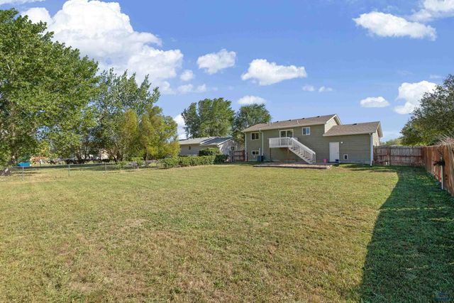 618 STEALTH LN, Box Elder, SD 57719