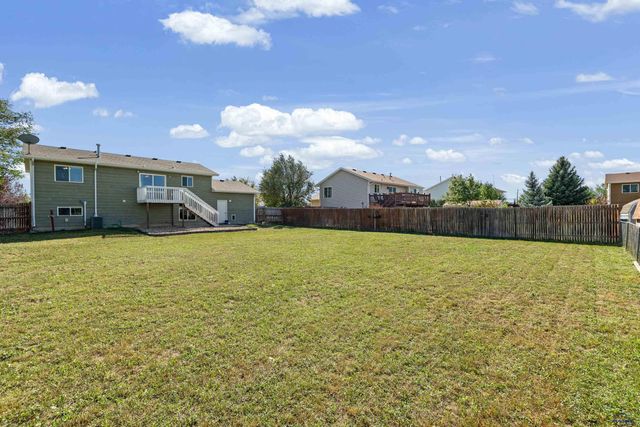 618 STEALTH LN, Box Elder, SD 57719