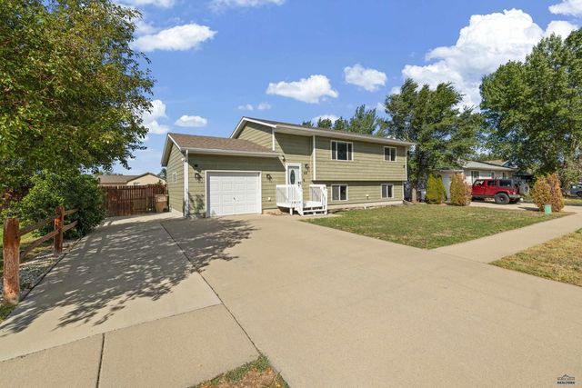 618 STEALTH LN, Box Elder, SD 57719