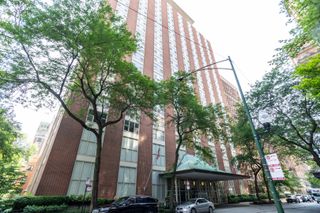 1325 N State Parkway 8D, Chicago, IL 60610
