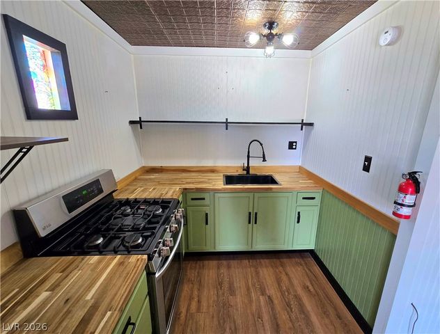 3391 Adobe Court, Pahrump, NV 89048