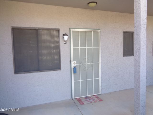 1352 E HIGHLAND Avenue 102, Phoenix, AZ 85014