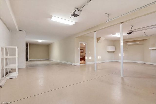 613 Nickel Creek Court, Kernersville, NC 27284