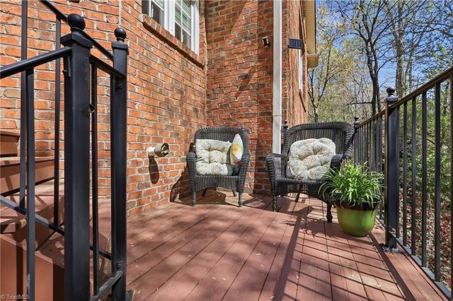 613 Nickel Creek Court, Kernersville, NC 27284