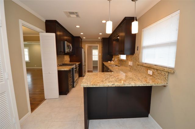 4009 Nenana Drive, Houston, TX 77025
