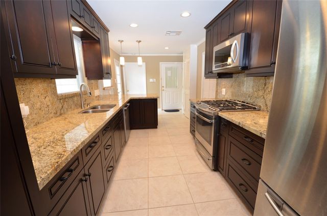 4009 Nenana Drive, Houston, TX 77025