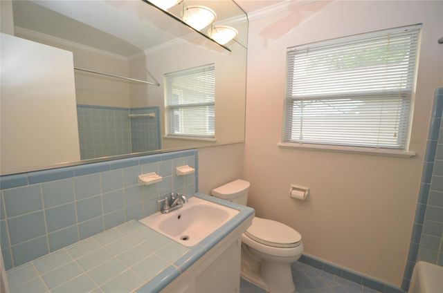 4009 Nenana Drive, Houston, TX 77025