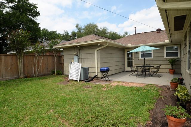 4009 Nenana Drive, Houston, TX 77025