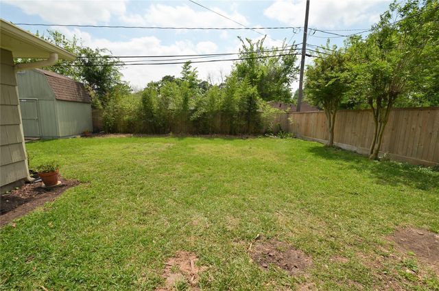 4009 Nenana Drive, Houston, TX 77025