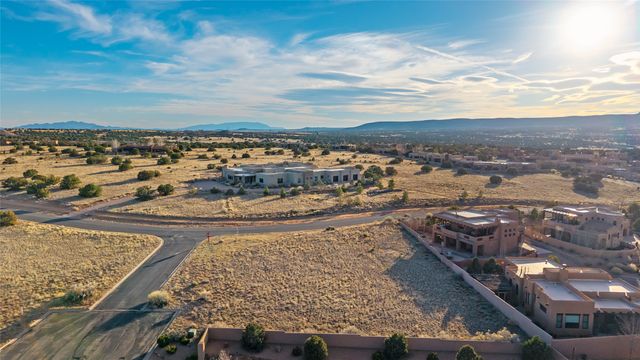 3 Plaza Lopez, Santa Fe, NM 87506