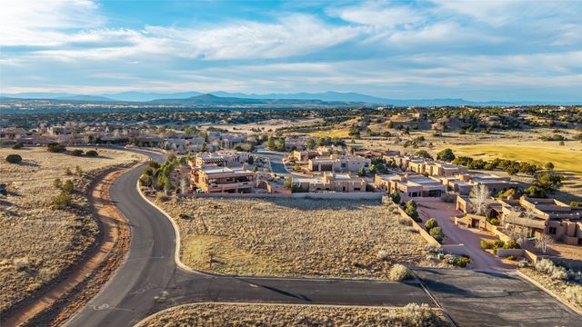 3 Plaza Lopez, Santa Fe, NM 87506