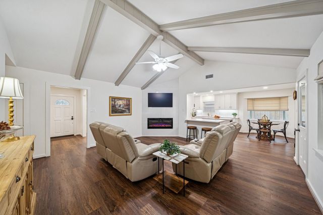 6422 Waltway Drive, Houston, TX 77008