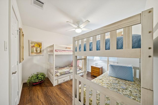 6422 Waltway Drive, Houston, TX 77008