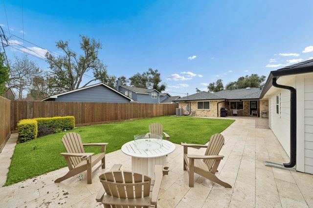 6422 Waltway Drive, Houston, TX 77008