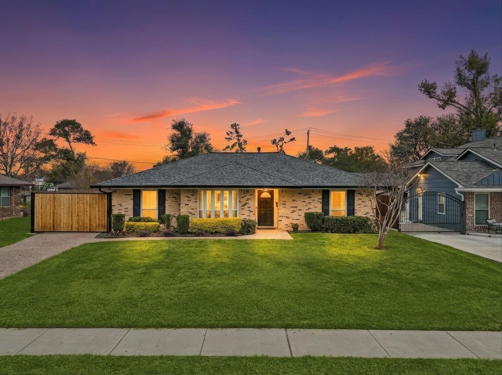 6422 Waltway Drive, Houston, TX 77008