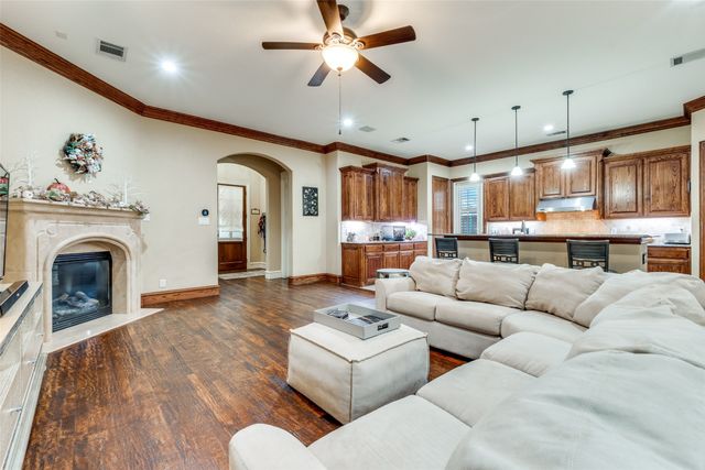 4516 Gilbert Avenue, Dallas, TX 75219