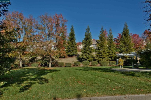 111 Woodvalley Ct, Danville, CA 94506