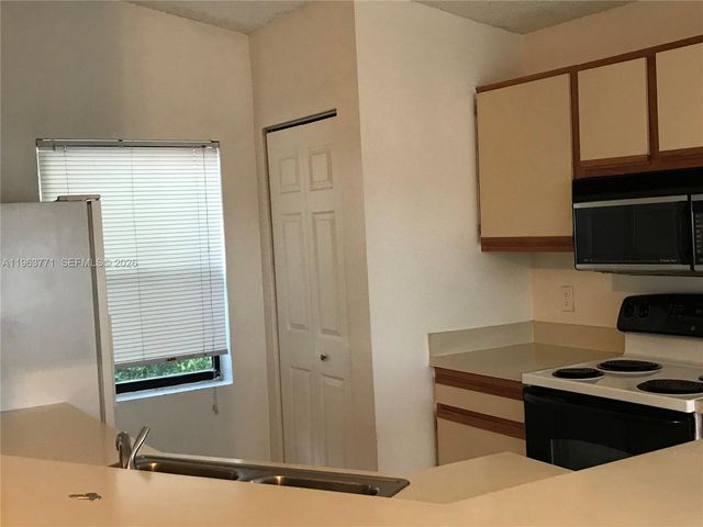 9999 Summerbreeze Dr 315, Sunrise, FL 33322