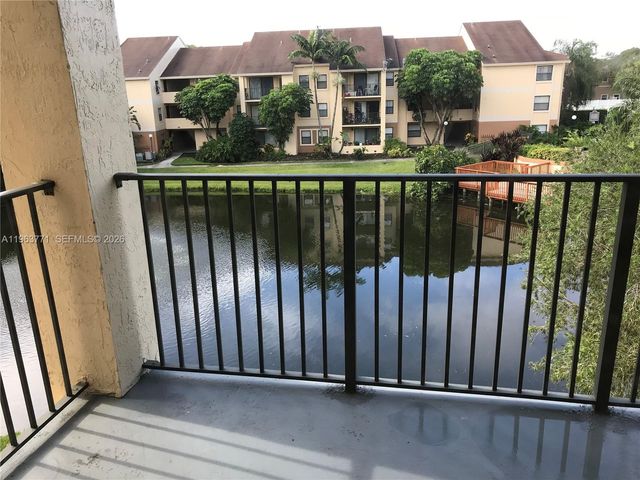 9999 Summerbreeze Dr 315, Sunrise, FL 33322