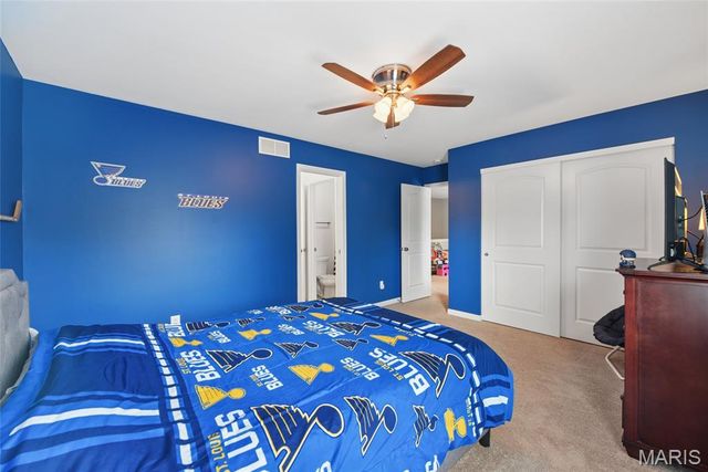 1232 Cashmere Lane, St Peters, MO 63376