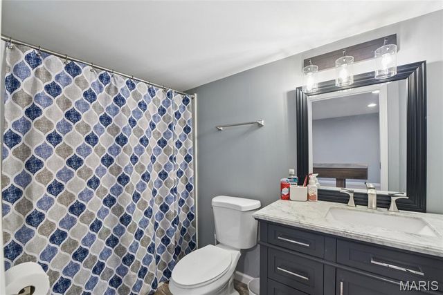 1232 Cashmere Lane, St Peters, MO 63376