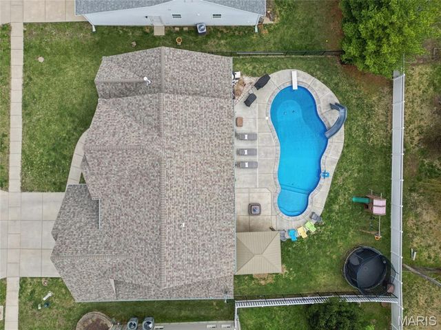 1232 Cashmere Lane, St Peters, MO 63376