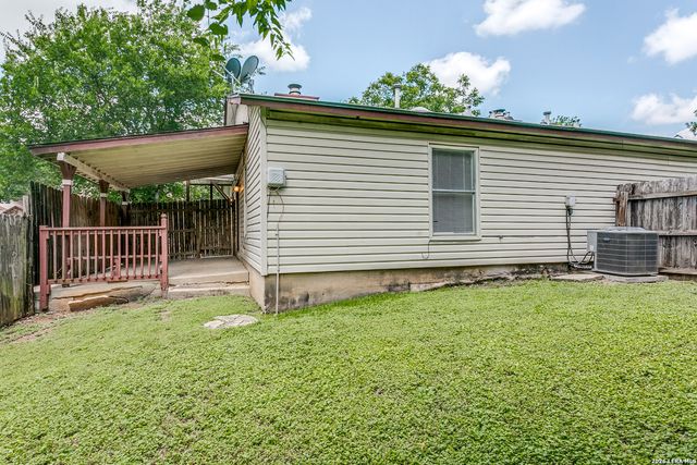14442 WOODS HOLE DR, San Antonio, TX 78233