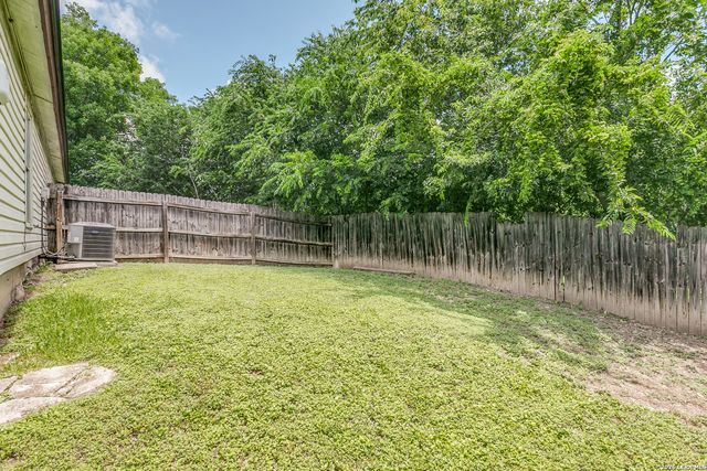 14442 WOODS HOLE DR, San Antonio, TX 78233