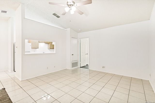 14442 WOODS HOLE DR, San Antonio, TX 78233