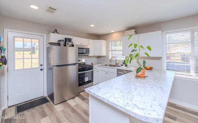 235 Baugh Street, Pearl, MS 39208