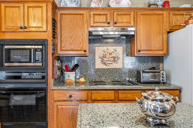 6488 BELMONT CV, Bartlett, TN 38135