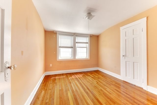 25-27 Lawn Ave 2, Quincy, MA 02169