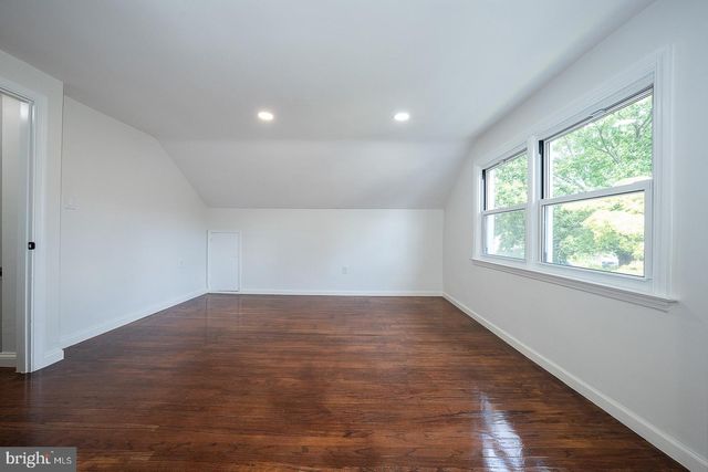 324 VALLEY VIEW RD, Springfield, PA 19064