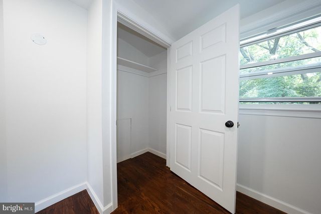 324 VALLEY VIEW RD, Springfield, PA 19064