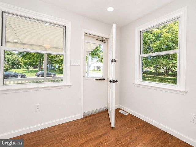324 VALLEY VIEW RD, Springfield, PA 19064